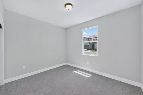 Bedroom - 972 Peters Rd S, Madera, CA 93636 photo 5 of 5