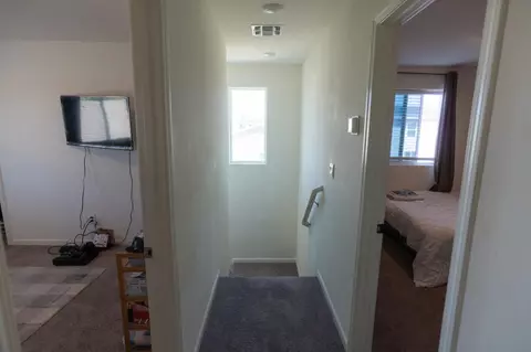 Entry Way - 689 Coppola Ct, Merced, CA 95348 photo 5 of 7