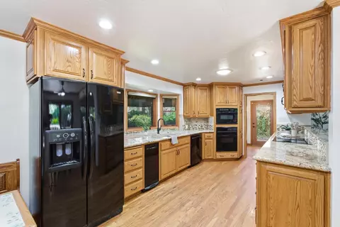 Kitchen - 12780 Auberry Rd, Clovis, CA 93619 photo 1 of 5