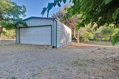 25433 E Trimmer Springs Rd #13, Sanger, CA 93657 photo 37