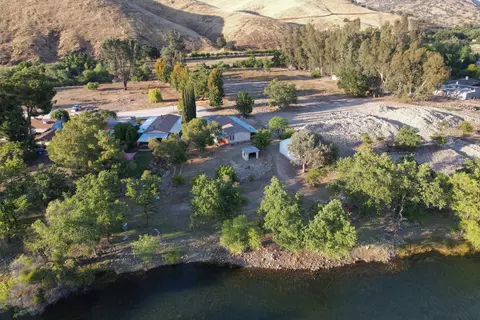 25433 E Trimmer Springs Rd #13, Sanger, CA 93657 photo 3