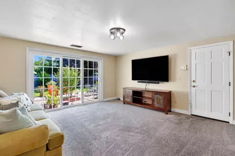 Living - 200 Lyons St, Madera, CA 93638 photo 5 of 5