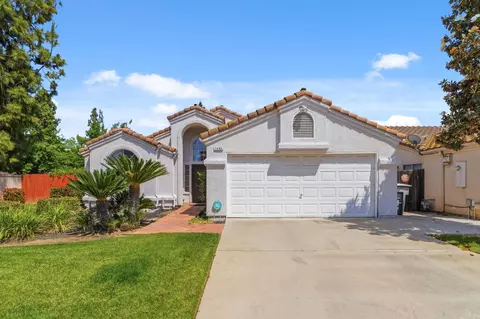 7490 N Hayston Ave, Fresno, CA 93720