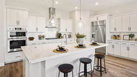 Kitchen - 2946 Trenton Ave, Clovis, CA 93619 photo 4 of 5