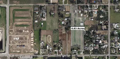 6809 E Floradora Ave, Fresno, CA 93727