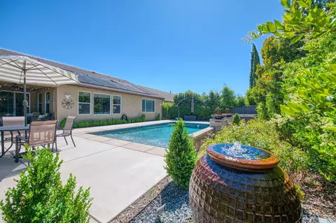 Exterior - 4199 Trenton Ave, Clovis, CA 93619 photo 10 of 10