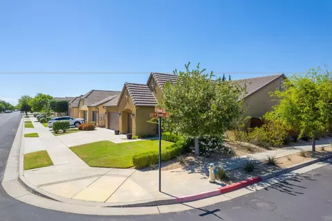 View/Area - 4199 Trenton Ave, Clovis, CA 93619 photo 1 of 7