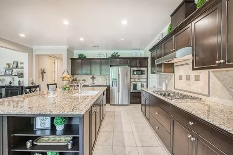 Kitchen - 4199 Trenton Ave, Clovis, CA 93619 photo 4 of 5