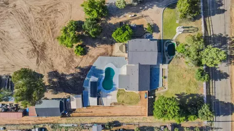 View/Area - 5451 Amber Ave, Clovis, CA 93619 photo 3 of 5