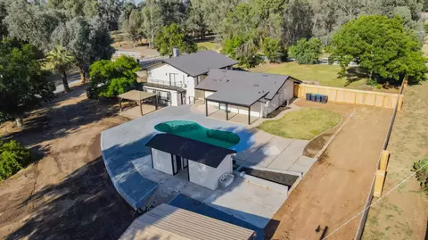 View/Area - 5451 Amber Ave, Clovis, CA 93619 photo 4 of 5