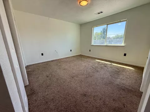 Bedroom - 28874 Posey Ave, Madera, CA 93638 photo 11 of 18
