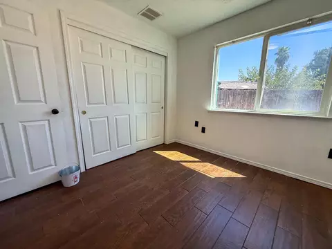 Bedroom - 28874 Posey Ave, Madera, CA 93638 photo 14 of 18