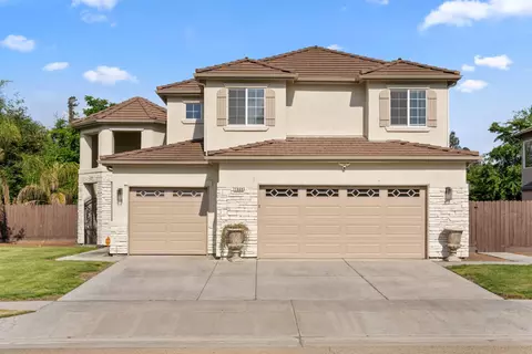 1989 S Orangewood Dr, Fresno, CA 93727