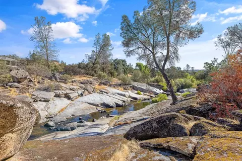 71 Rd 400, Coarsegold, CA 93614