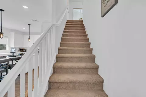 Entry Way - 860 Blue Oak Ln W, Madera, CA 93636 photo 4 of 6