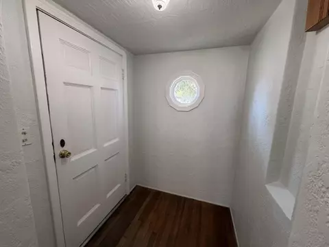 Entry Way - 713 W 4th St, Madera, CA 93637 photo 1 of 2