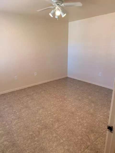 Bedroom - 400 W Forest Ave, Coalinga, CA 93210 photo 2 of 2