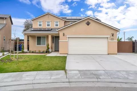 2481 N Pearwood Ave, Fresno, CA 93727