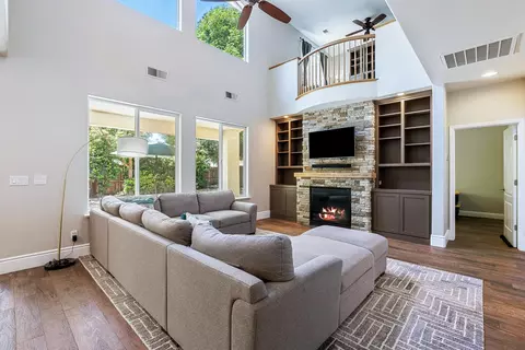 2696 Robinwood Ave, Clovis, CA 93611 photo 11