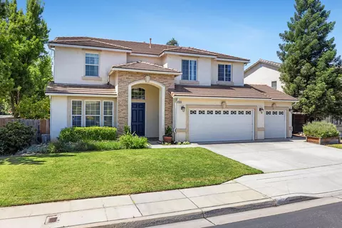 2696 Robinwood Ave, Clovis, CA 93611 photo 2