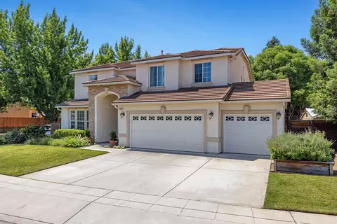 2696 Robinwood Ave, Clovis, CA 93611 photo 3