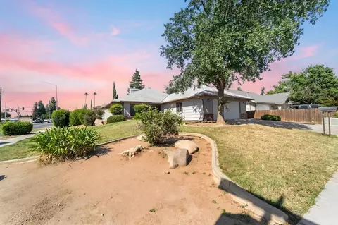 1407 Purvis Ave, Clovis, CA 93611