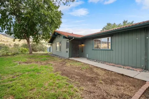 Exterior - 38570 Rustic Ln, Yokuts Valley, CA 93657 photo 5 of 20