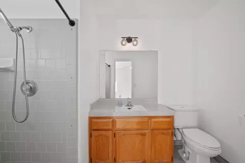 Bath - 38570 Rustic Ln, Yokuts Valley, CA 93657 photo 4 of 4