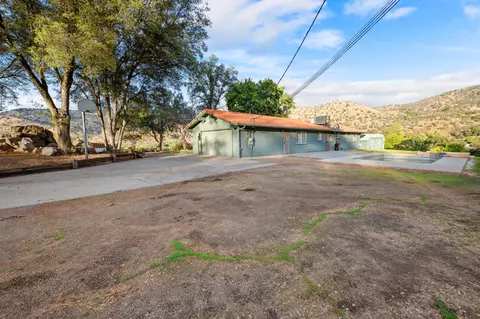 Exterior - 38570 Rustic Ln, Yokuts Valley, CA 93657 photo 7 of 20