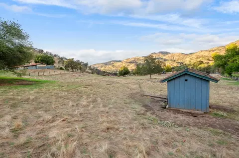 Exterior - 38570 Rustic Ln, Yokuts Valley, CA 93657 photo 20 of 20