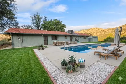 38570 Rustic Ln, Yokuts Valley, CA 93657