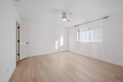 Bedroom - 38570 Rustic Ln, Yokuts Valley, CA 93657 photo 4 of 5