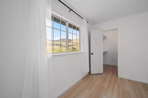Bedroom - 38570 Rustic Ln, Yokuts Valley, CA 93657 photo 3 of 5