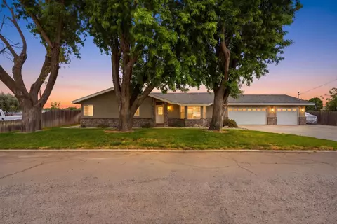 Exterior - 9317 14th Ave, Hanford, CA 93230 photo 2 of 12