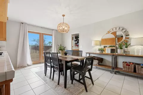 Dining - 9317 14th Ave, Hanford, CA 93230 photo 4 of 4