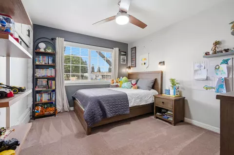 Bedroom - 9317 14th Ave, Hanford, CA 93230 photo 1 of 6