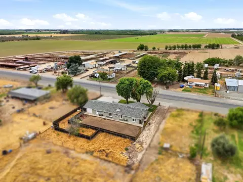 View/Area - 9317 14th Ave, Hanford, CA 93230 photo 3 of 10