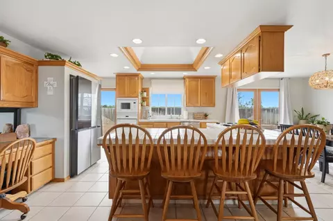 Kitchen - 9317 14th Ave, Hanford, CA 93230 photo 1 of 6