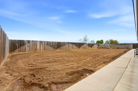 Exterior - 9317 14th Ave, Hanford, CA 93230 photo 7 of 12