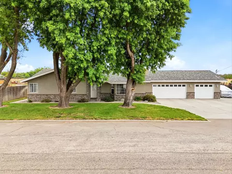 Exterior - 9317 14th Ave, Hanford, CA 93230 photo 12 of 12