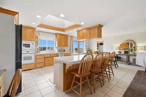 Kitchen - 9317 14th Ave, Hanford, CA 93230 photo 2 of 6
