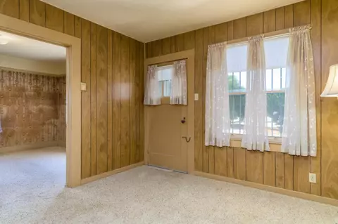 784 E Lincoln Ave, Fresno, CA 93725