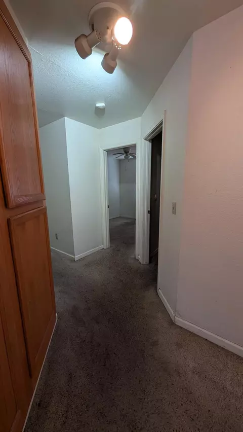 Entry Way - 575 Macadamia Ave, Madera, CA 93637 photo 1 of 1