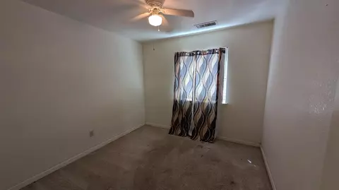 Bedroom - 575 Macadamia Ave, Madera, CA 93637 photo 2 of 2