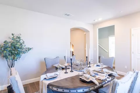 Dining - 4158 Duncan Ave, Clovis, CA 93619 photo 1 of 2