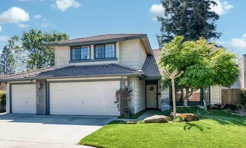 4075 W Los Altos Ave, Fresno, CA 93722