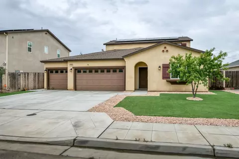 1391 Shoreside Dr, Madera, CA 93637