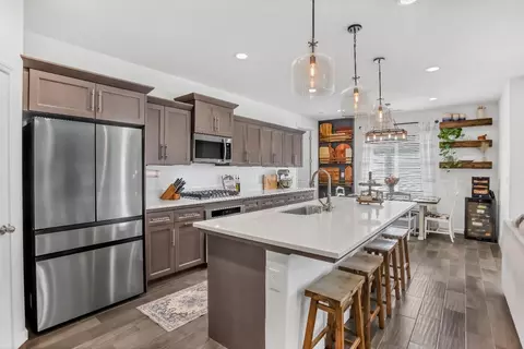 Kitchen - 4433 Oak Knoll Rd, Madera, CA 93636 photo 1 of 4