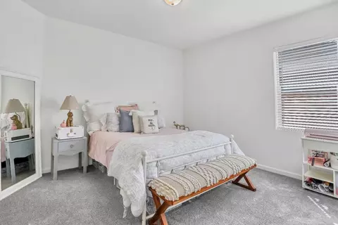 Bedroom - 4433 Oak Knoll Rd, Madera, CA 93636 photo 1 of 3
