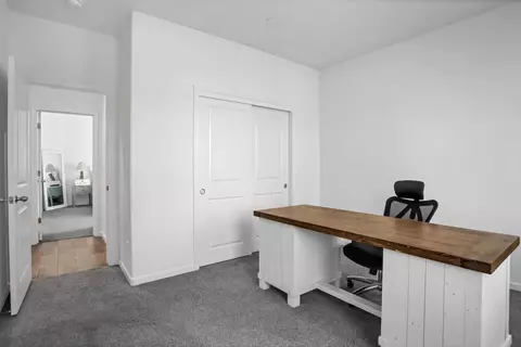 Entry Way - 4433 Oak Knoll Rd, Madera, CA 93636 photo 4 of 7